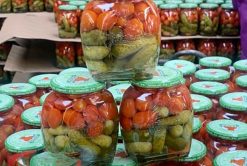 Canned Assorted Pickled Cucumber and Tomato Packing – Agrifood Link VN